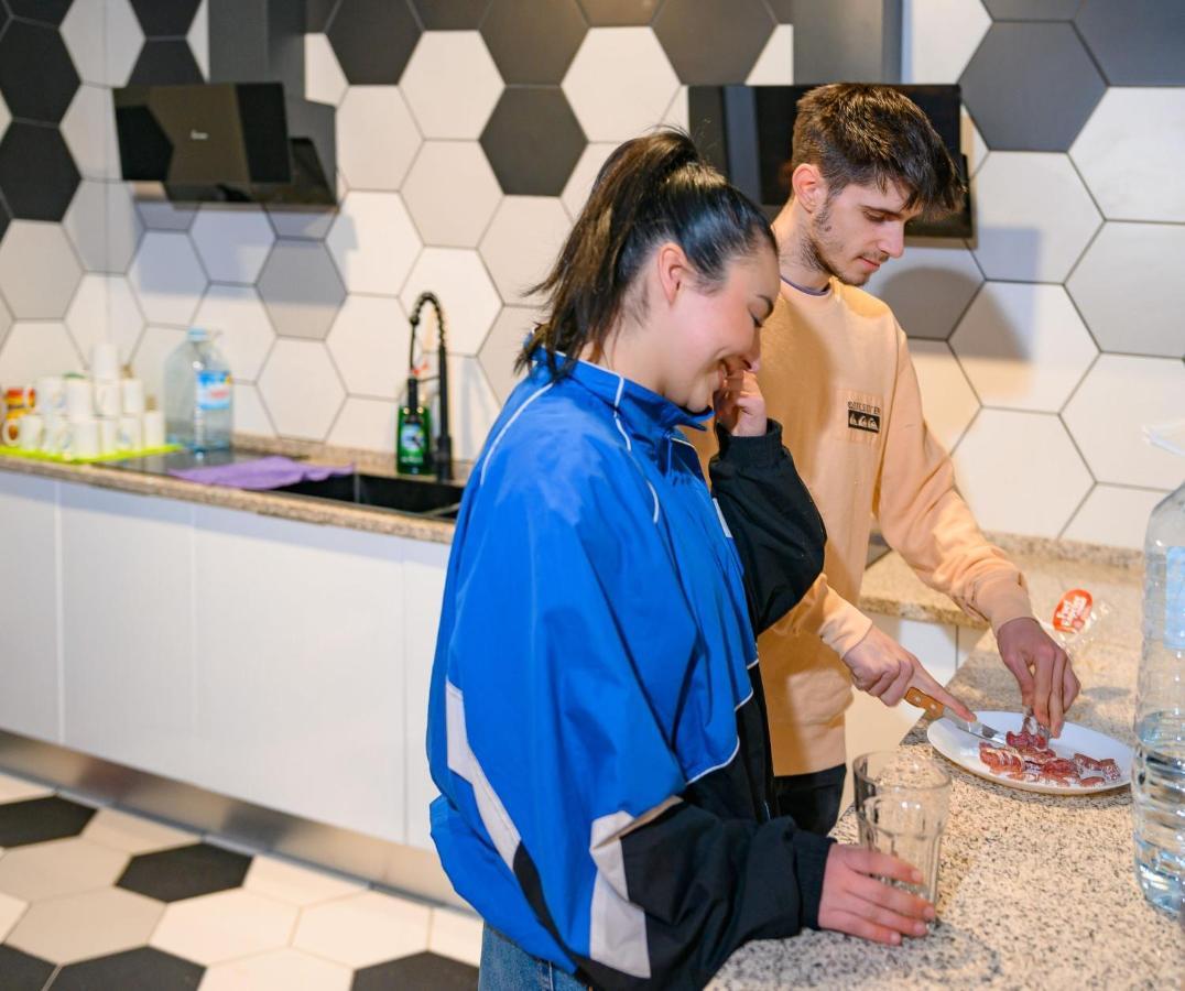 Vad Hostel Alicante - Youth Hostel Age Limit 18-49 Buitenkant foto
